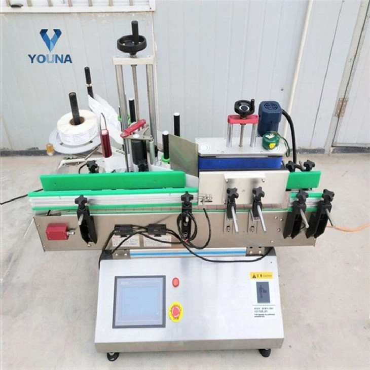 automatic sticker labeling machine (4)