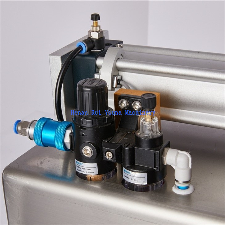 honey filling machine1 (4)